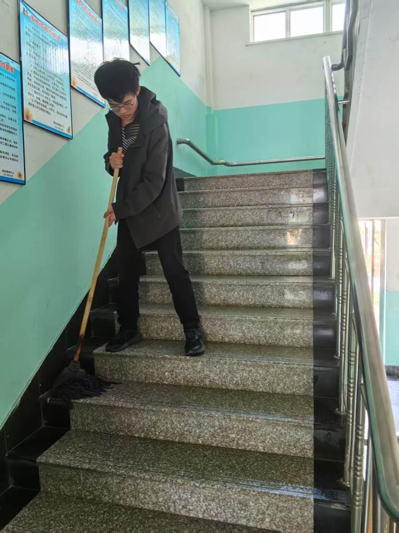 6a09dfd9d0d9028a22871af32ac0908